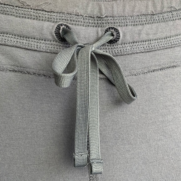 [SOLD] Alo Soft Weekender Lounge Pants Size XL - Picture 4 of 12